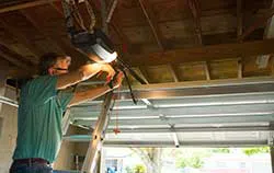 Security Garage Door Service Roxbury Crossing, MA 857-245-6671 - repair-side